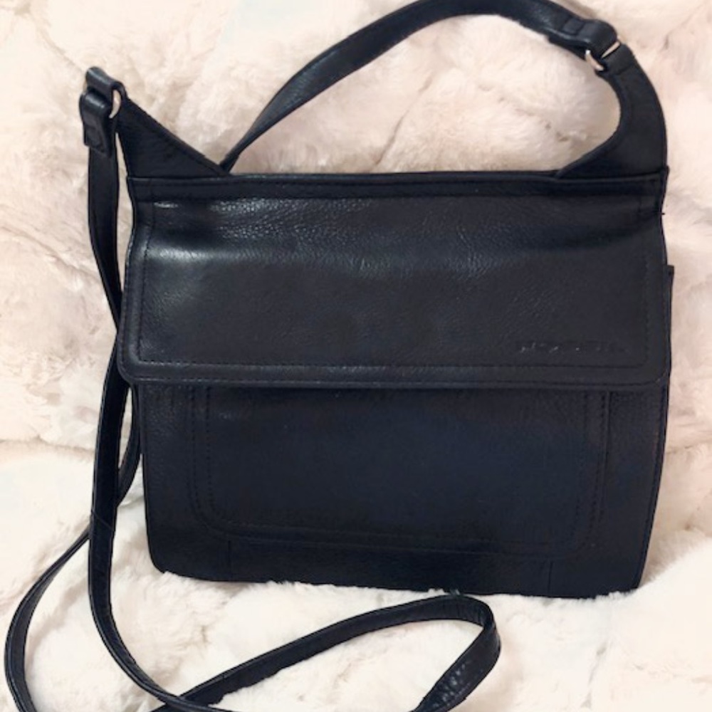 Fossil Black Leather Crossbody Organizer